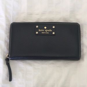 Kate Spade Black leather zip wallet